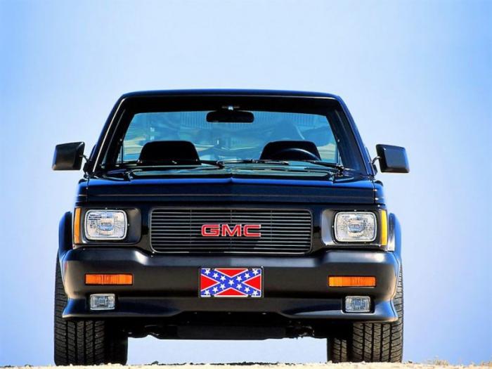 GMC Syclone    (18  + )