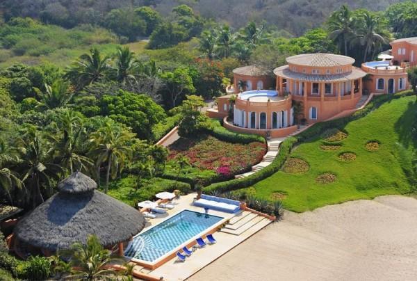 Cuixmala Luxury Resort    (27 )