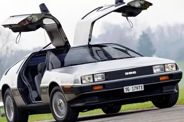 DeLorean     DMC-12 (3 )